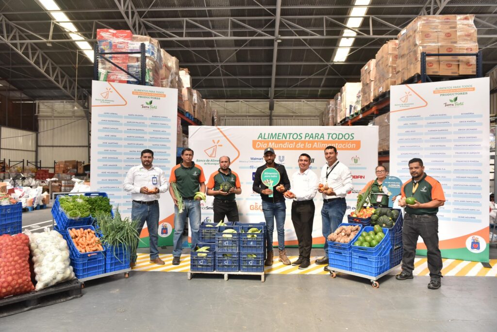 Walmart y productores de Tierra Fértil se suman a la campaña anual "Alimentos para todos".