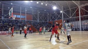 Indígenas Flecheros clasifican a la final de la Liga superior tras vencer a Las Brumas