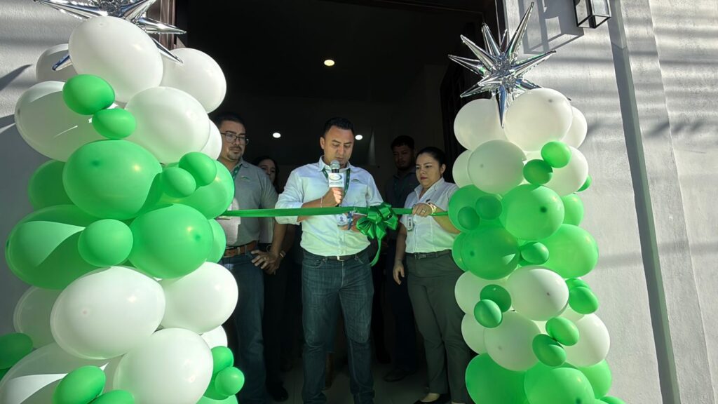 Microfinanciera Fundenuse inaugura nuevas oficinas tras cambio de local en Matagalpa