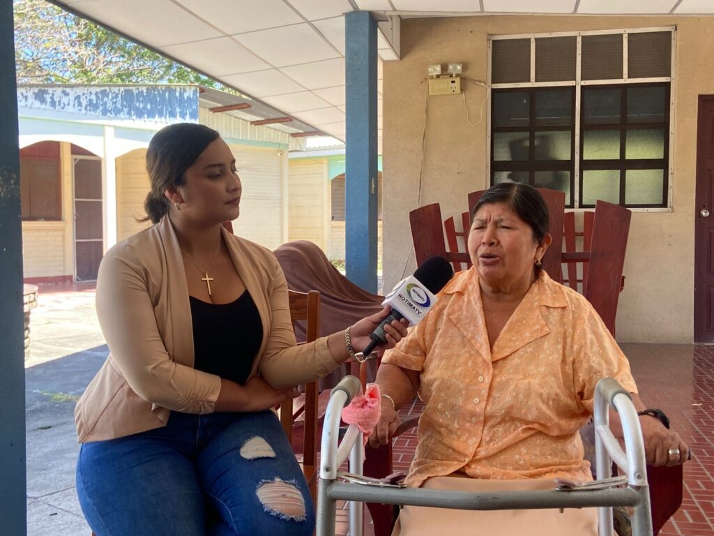 Dios, hogar de ancianos, corazones solidarios y redes sociales logran reencuentro familiar tras dos décadas